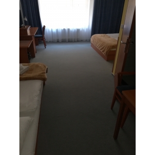 Rekonstrukce podlah Hotel v Praze 4 Kobercové krytiny 950m2